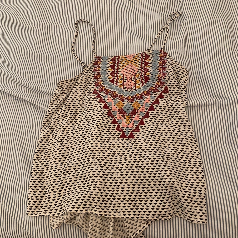Tribe style flowy shirt